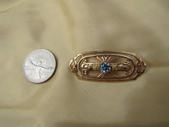 Antique Victorian 10k gold and blue Zircon brooch - image 3