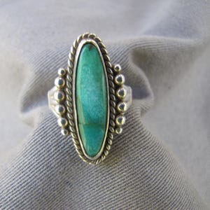 Vintage Navajo turquoise sterling silver ring