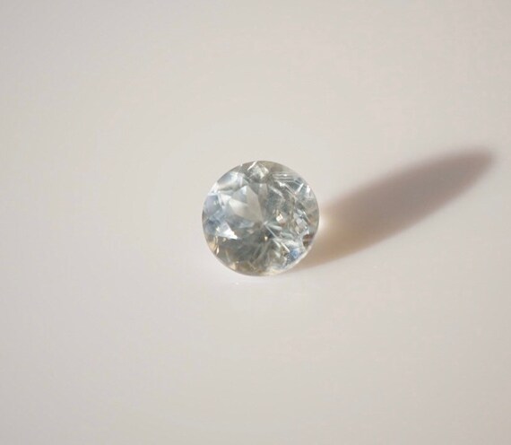 lovely .70ct Montana Sapphire - image 2