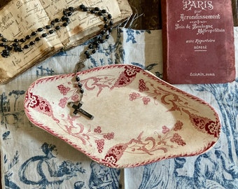 Plato antiguo francés de loza Ravier, pequeño plato ovalado para dulces, siglo XIX, Terre de Fer, casa rural destartalada, apartamento parisino, Jeanne D'Arc