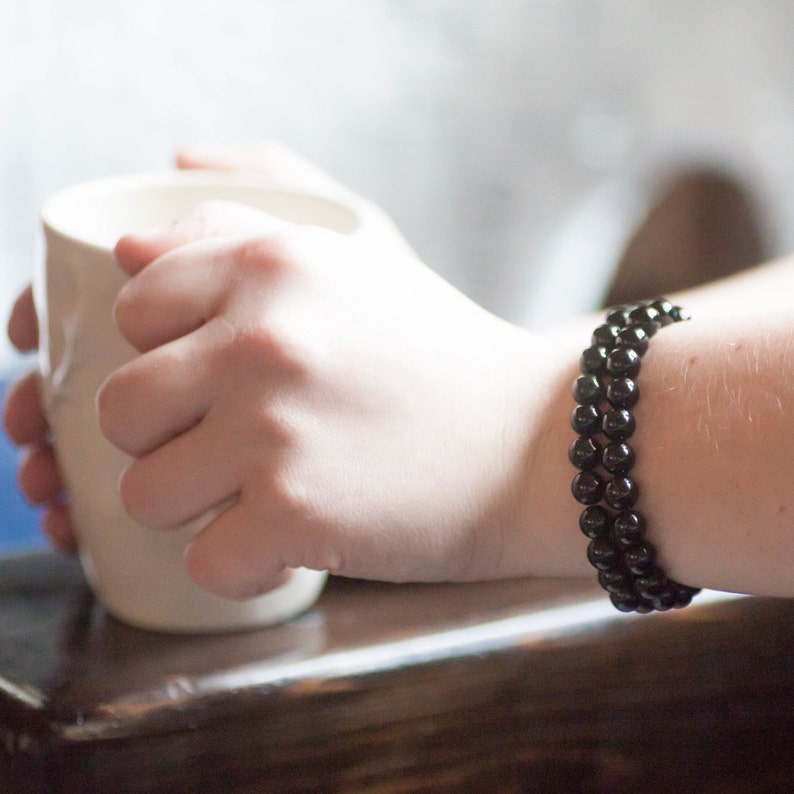 Black Yoga bracelet black stone unisex bracelet Black elastic boho bracelets Black Agate mens bracelets naturalblack stone bracelets