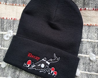 Beanie Hats - DECAY - black red deer skull nature