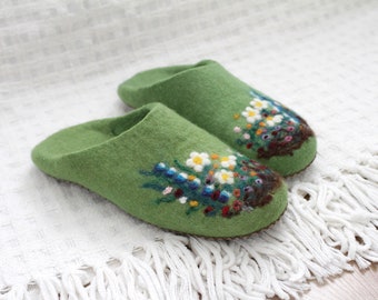 Green Spring Floral Women's Felted Slip-on Slippers. Natural Eco-Friendly Wool. Leather sole. Perfect Gift for Women.