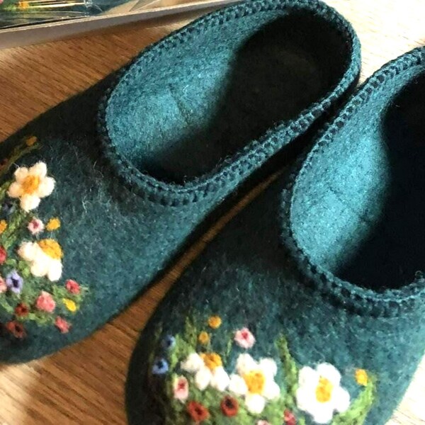 Handmade Wool Felt Slippers: Women's Warm Indoor Shoes with Leather Sole