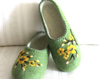Floral Felted Wool Slippers: Green Spring Design, Leather Sole