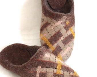 Felted Wool Slippers Boots: Natural Undyed Wool, Leather Sole
