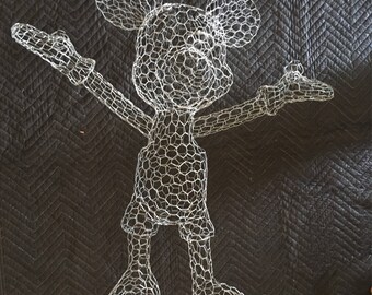 Mickey or Minnie Topiary Frame