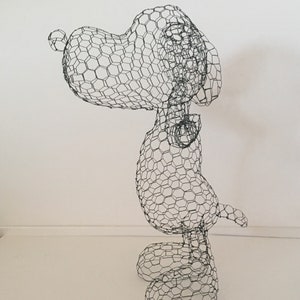 Snoopy Topiary Frame