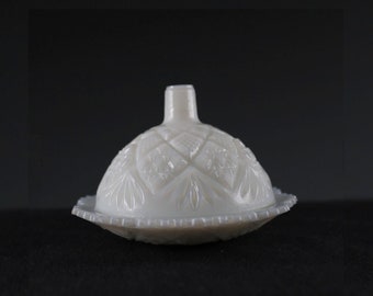 Vintage Westmoreland Handmade Milk Glass Old Quilt Pattern Personal (Mini) Covered Butter Dish