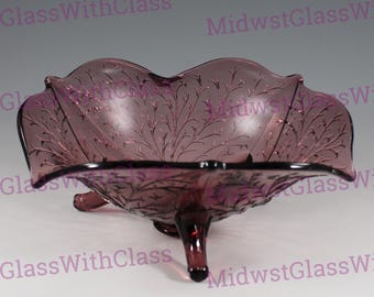 Fenton 9" Silvertone Pattern Wisteria tricomber Shaped Footed Bowl c. 1934-1938