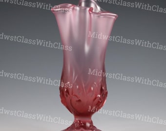 Vintage Fenton Handmade Satin Dusty Rose Velvet Lily Of The Valley Swung Handkerchief Vase