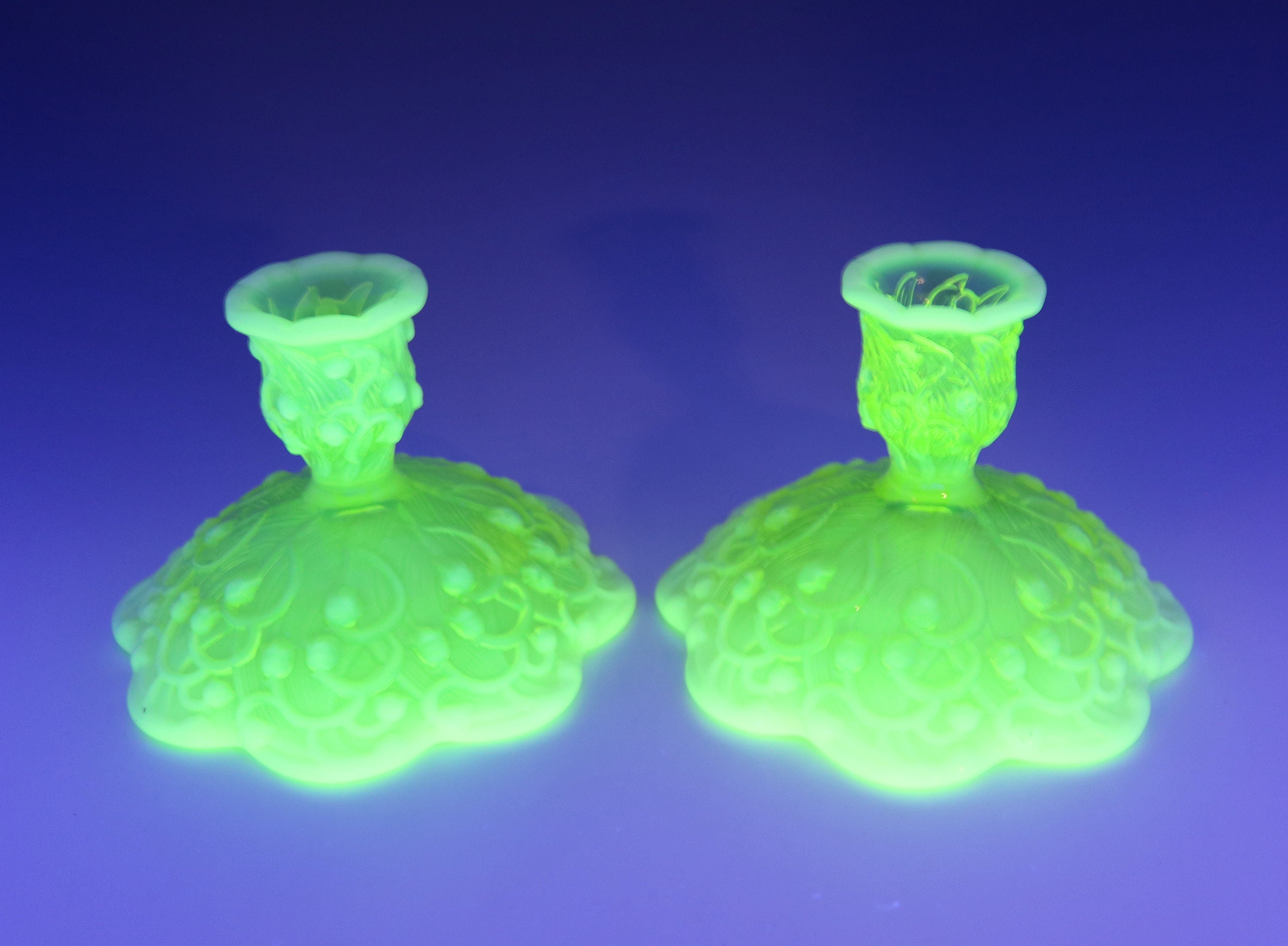 VASELINE GLASS Vintage Fenton Handmade Topaz Opalescent Lily Etsy