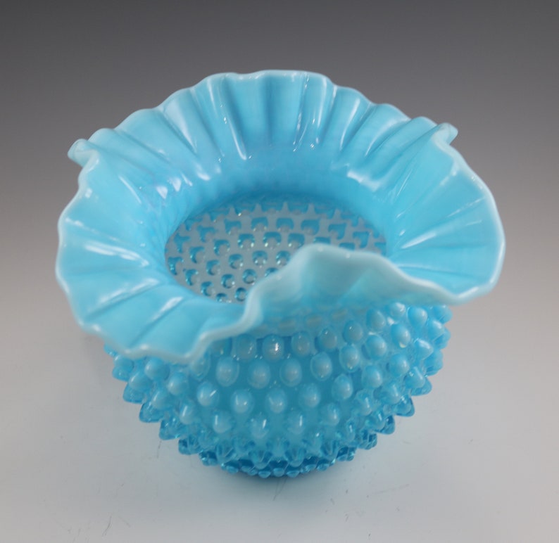 Gorgeous Vintage Fenton Handmade Blue Opalescent Hobnail Vase #3850-BO ...