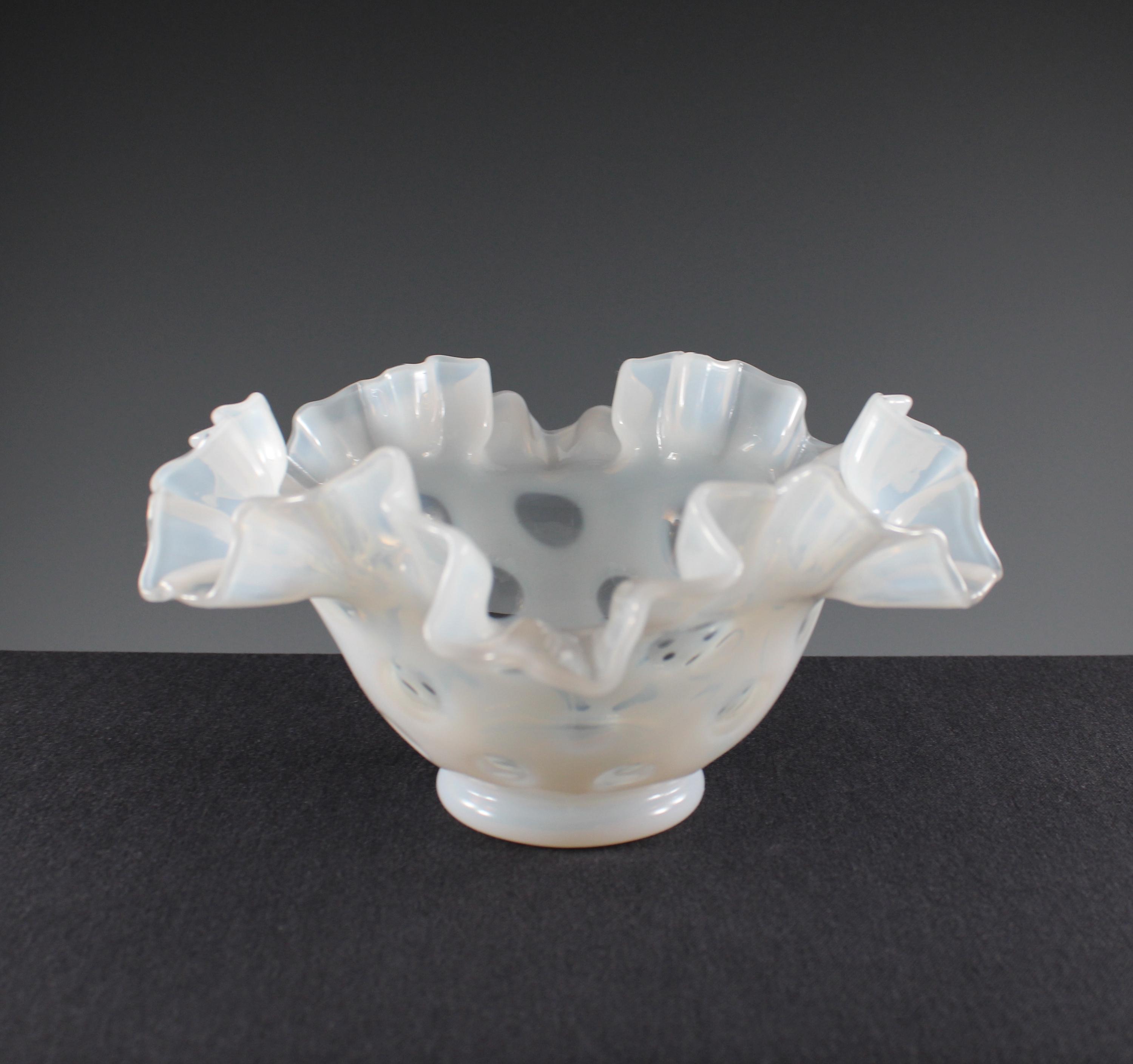 花瓶・フラワースタンド VINTAGE FENTON COIN DOT BOWL Vintage Large Fenton Coin Dot Cranberry Opalescent Bowl