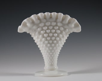 Vintage Fenton Handmade Milk Glass Hobnail 4" Fan Vase