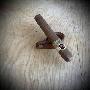 Cigar Rest, Cigar holder, leather cigar stand. Travel cigar stand
