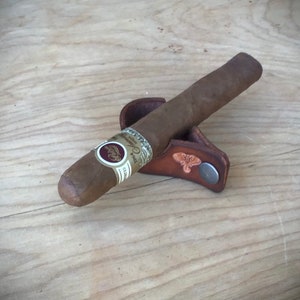 Bull Elephant Theme Cigar holder, leather cigar stand. Travel cigar stand
