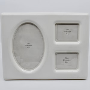 Vintage 80s Tupperware Frame, Oval and Rectangular Picture Spots