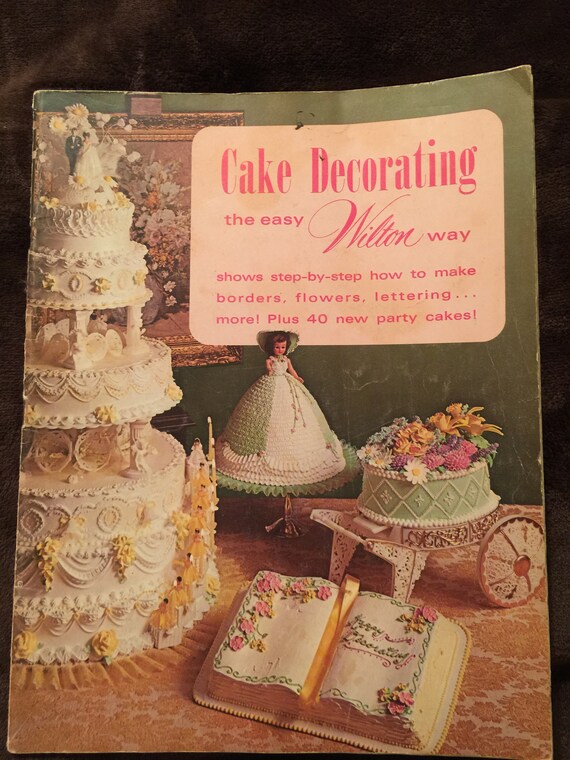 Wilton 1974 79 Cake Decorating Yearbooks Etsy