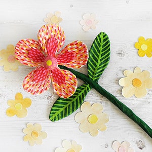 Grande fiore di cartapesta, stravagante decorazione per la casa con fiori di cartapesta, fiori rosa e rossi per vaso, scultura di fiori di carta, arte con carta riciclata