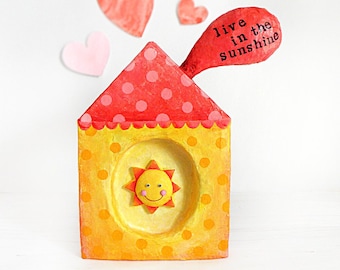 Paper Mache House With Happy Sun, Wall Diorama Houses, Live In The Sunshine Art, Papier Mache Art Sculpture, Inspirational Decorative House