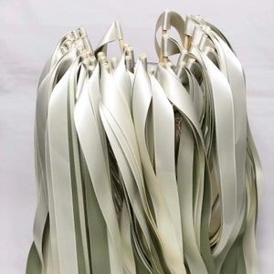 50 STÜCKE Handgefertigte Hochzeitsstäbe mit Dreifachband,Zauberstäbe,Zauberstäbe,Zauberstäbe,Brautparty, Fotorequisite