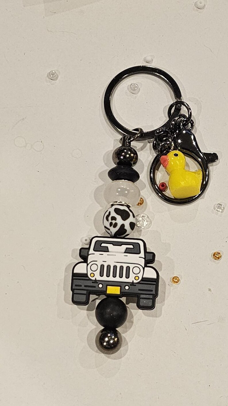 Off-road Truck Silicone Beaded Wristlet Keychain With Duck Charm in ...