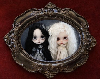 Blythe portraits - gothic blythe cameo - vintage blythe frame - blythe doll - blythe art