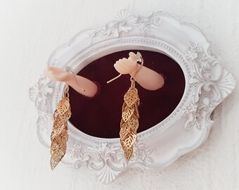 Blythe jewelry hanger - gothic jewelry blythe cameo - vintage jewelry blythe frame - blythe doll - blythe art - blythe gift
