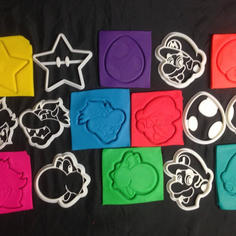 Super Mario Bros Cookie Cutters + Stamp Insert | Approx 8cm | Birthday Theme