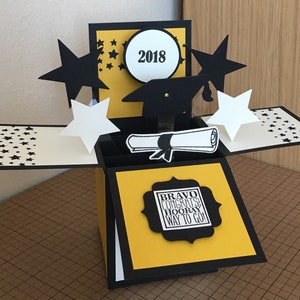 Handmade 2025 Graduation Card in a box popup greeting card.