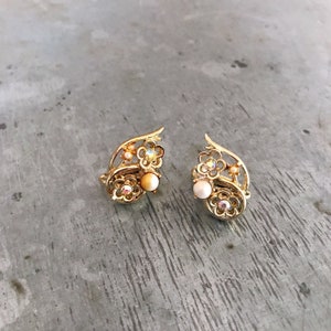 Jewelcraft earrings, vintage clip on earrings, rhinestone earrings, aurora borelis, vintage earrings, gold flower earrings, flower earrings image 3