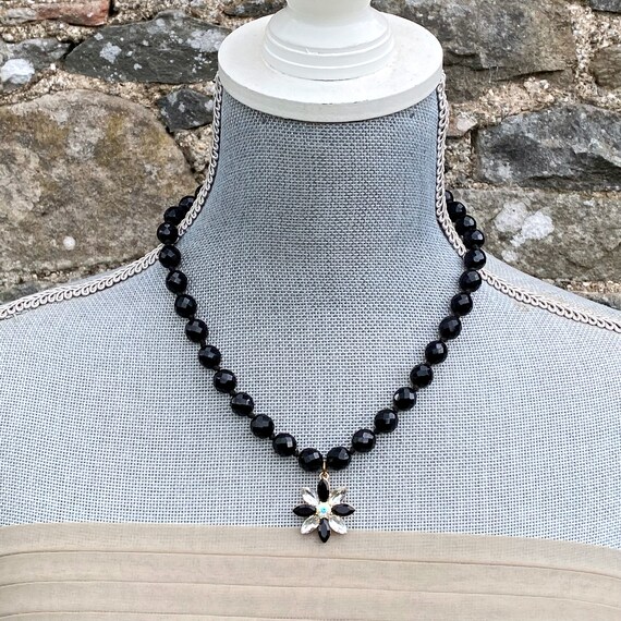 Collier Ancien Perles De Jais à Facettes – Noir Avec Strass, Occasion, Style Vintage