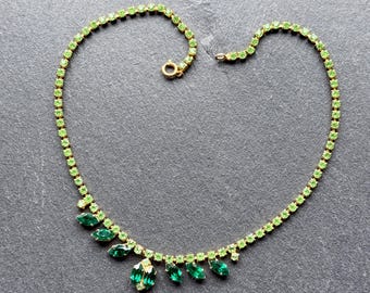 collier vintage en strass vert émeraude et vert péridot, cocktail des années 50