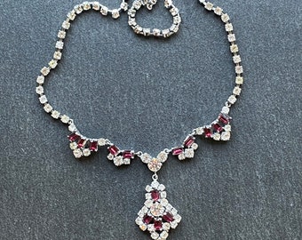 Vintage purple rhinestone necklace, vintage diamante necklace, vintage bridal, rhinestone necklace, purple necklace,