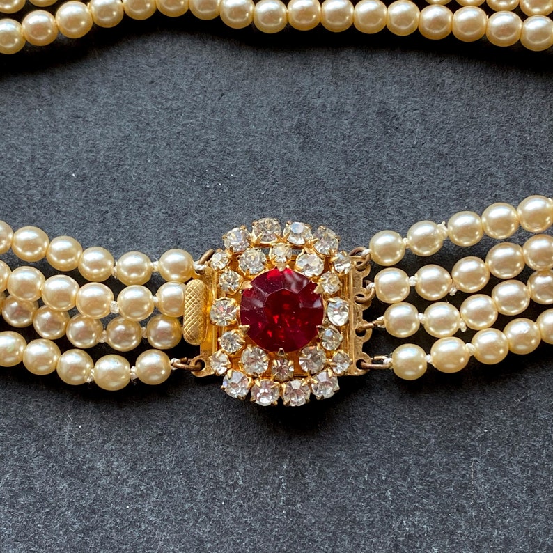 vintage pearl choker bridal pearls vintage choker ruby red pendant Vintage pearl choker with red front pendant vintage bridal pearls