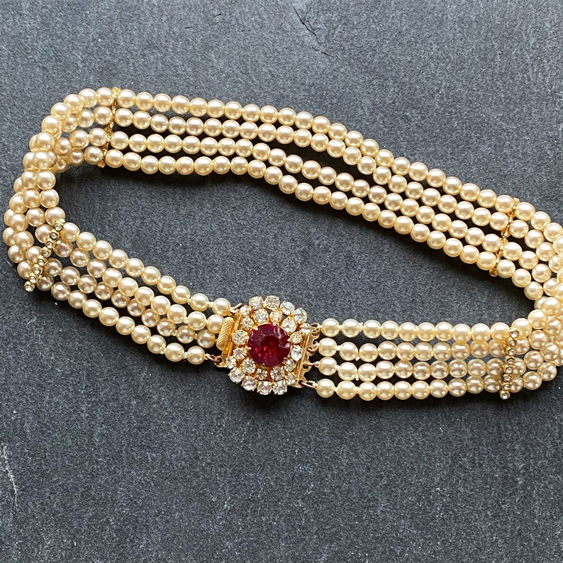 vintage pearl choker bridal pearls vintage choker ruby red pendant Vintage pearl choker with red front pendant vintage bridal pearls