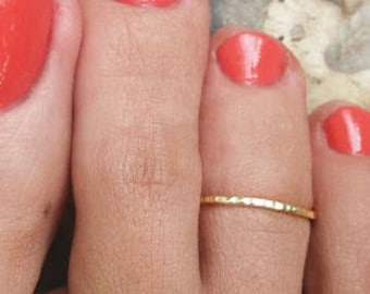 Textured Toe Ring Silver Plated / Sterling Silver Gold Plated / 14K Gold Filled