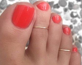 1 SILVER PLATED toe ring/ Chevron Toe Ring/Foot Jewelry/Toe rings/Gold toe ring/Silver toe ring/Adjustable toe ring/(Non Tarnish)