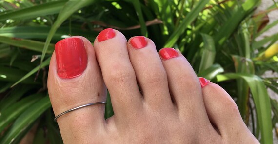Xxl Silver Plated Toe Ring Chevron Toe Ring Foot Jewelry Toe Etsy