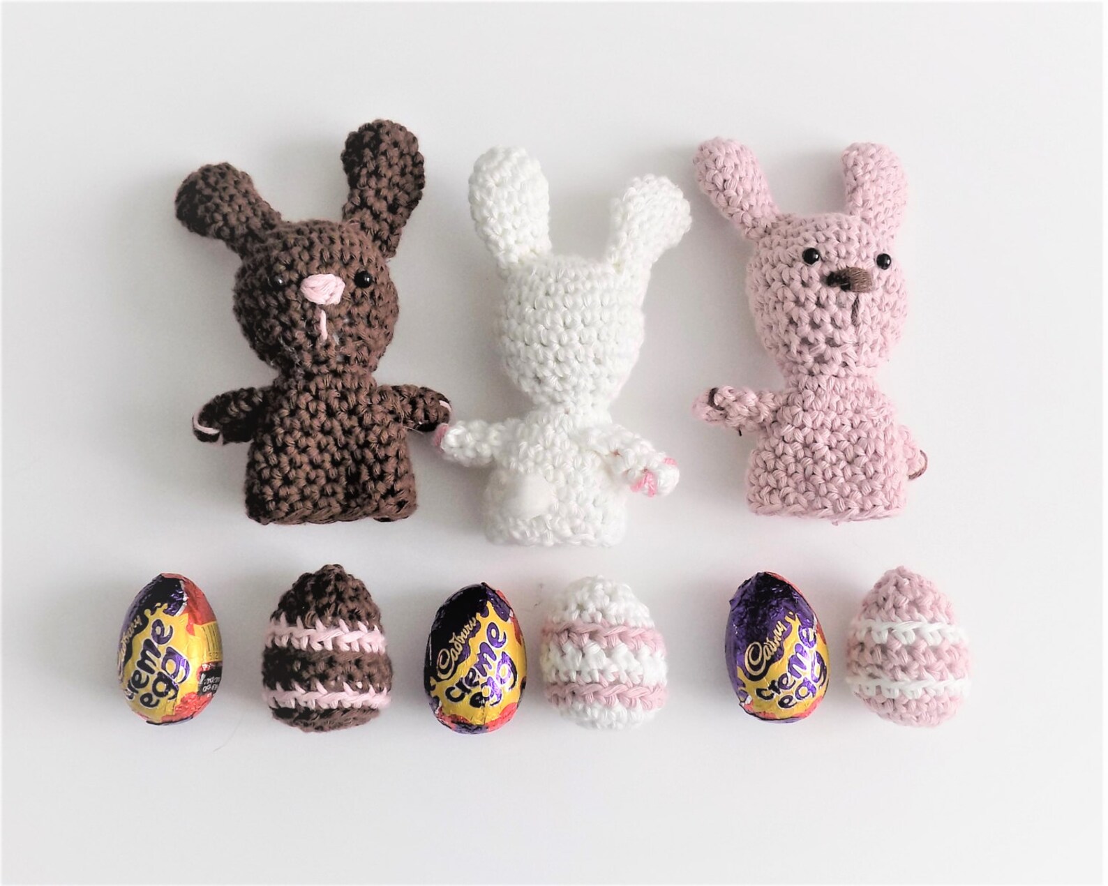 Knitting Pattern Easter Bunny Creme Egg Cover E30