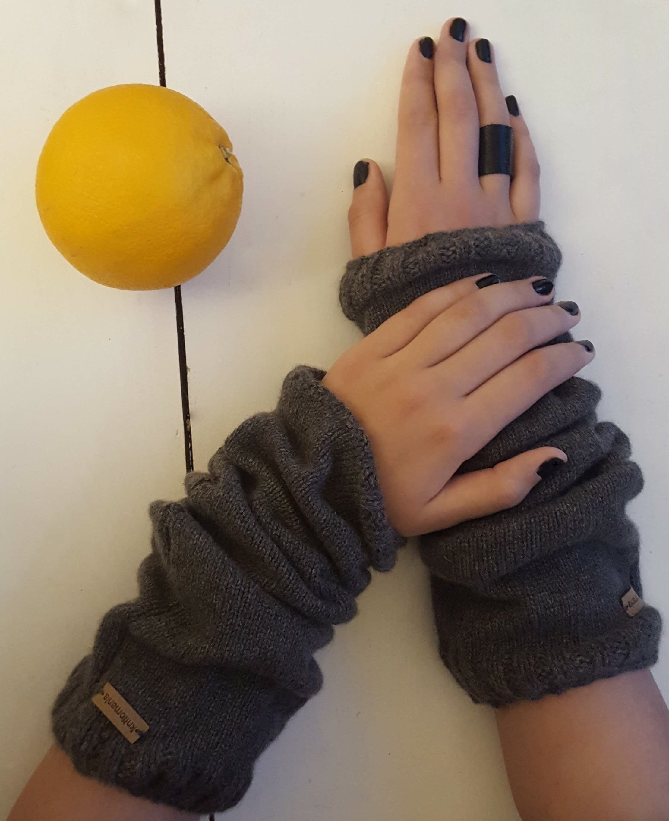 cashmere gloves recycled