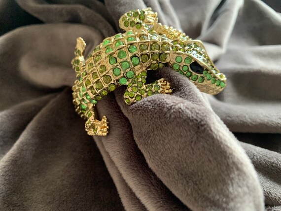 Emerald green alligator cuff - image 1