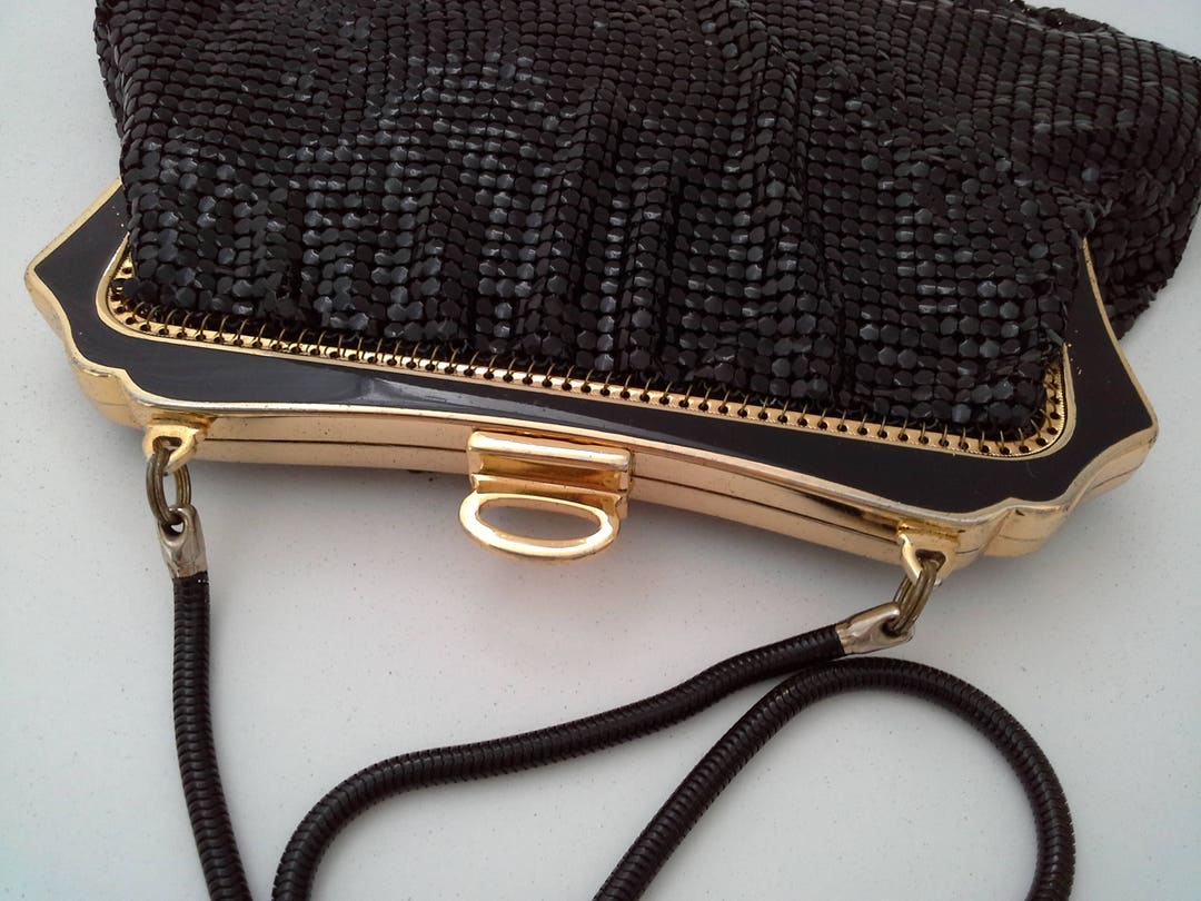 Vintage Black Metal Mesh Purse Glomesh Miriam Bag Enamel Frame Gold Trim Etsy Canada