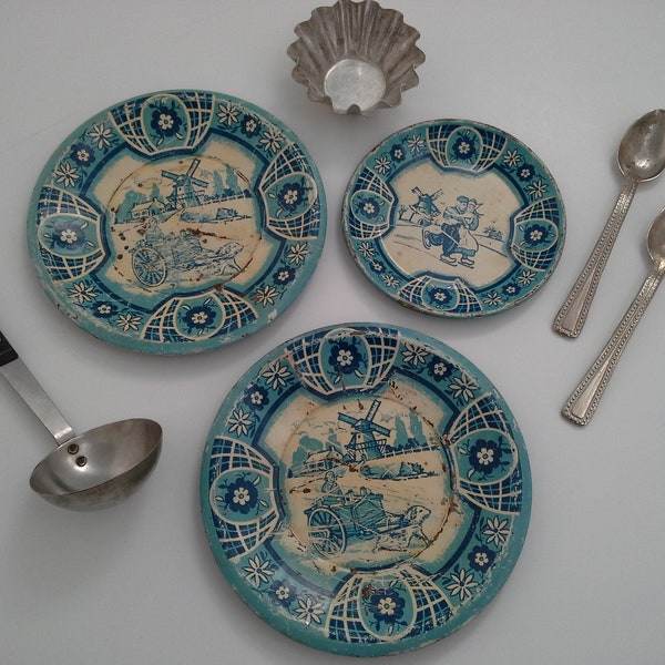 Vintage Tin Litho Blue Delft Toy Dishes, Wolverine Lithograph, Metal Play Utensils, Spoons Ladle