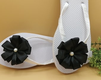 Bride White Flips Flops with Bow Flowers Decoration Beachwear - Holiday Outfit - Summer Footwear - Girls Footwear - Staycation