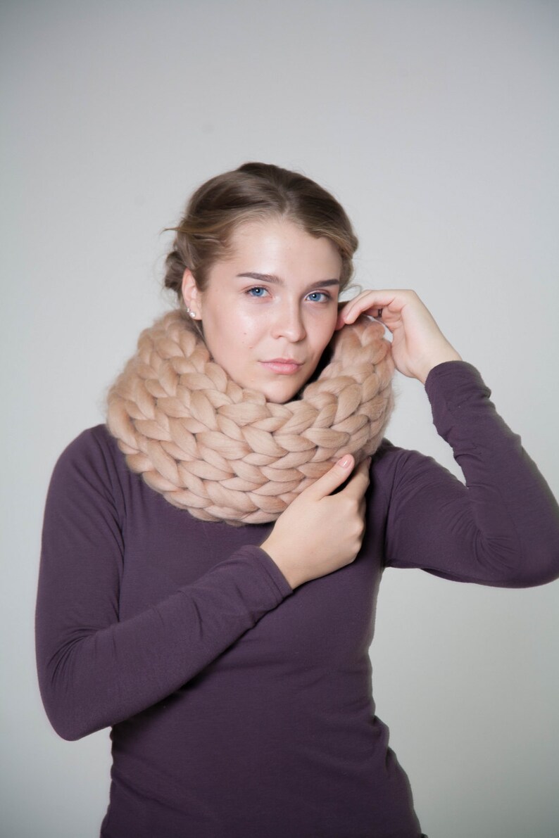 Bufanda de punto gruesa, capucha, snood, bufanda circular, calentador de cuello, bufanda de invierno, bufanda de punto, capucha gruesa, bufanda circular, regalo para ella, hilo de lana imagen 6