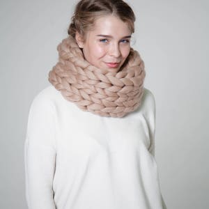 Bufanda de punto gruesa, capucha, snood, bufanda circular, calentador de cuello, bufanda de invierno, bufanda de punto, capucha gruesa, bufanda circular, regalo para ella, hilo de lana imagen 5