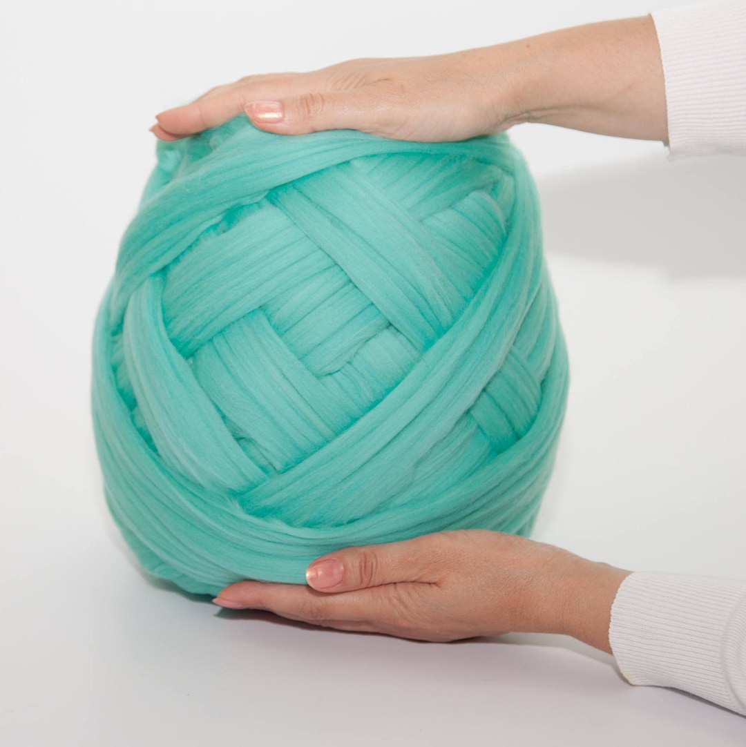 Chunky Merino Wool Yarn for Arm Knitting, Bulky Yarn, Mega Yarn, Giant