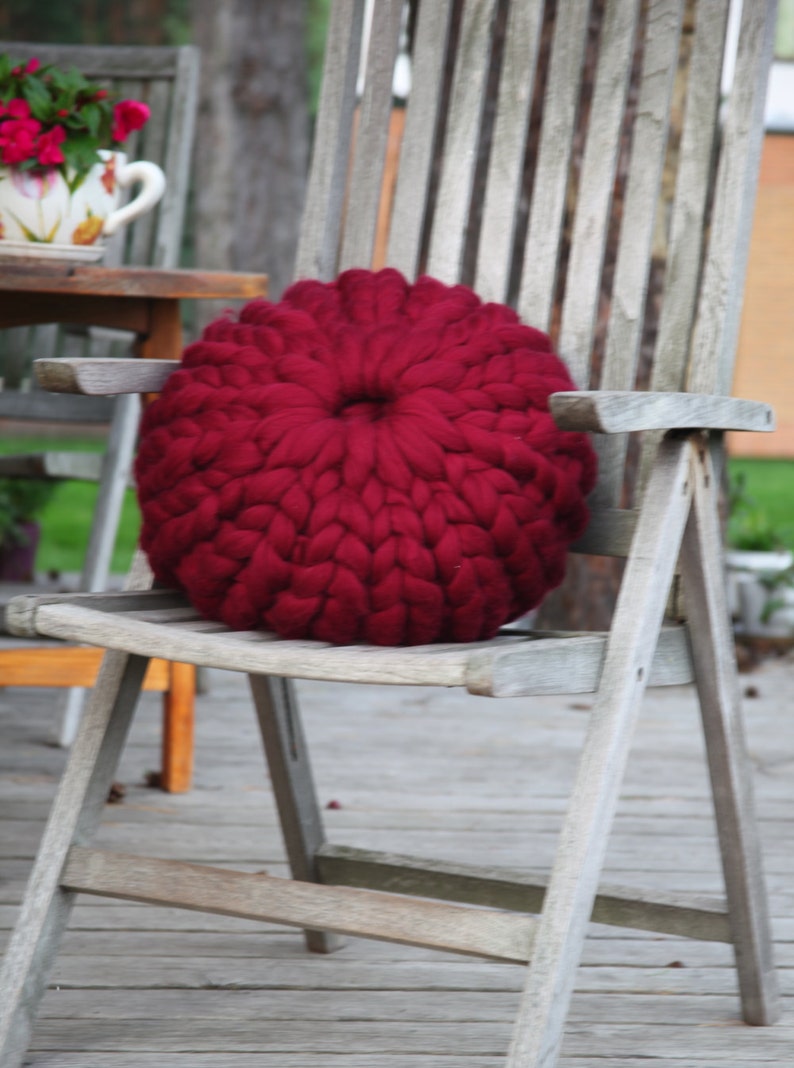 Round Super Chunky Pillow, Wool Knit Pillow Decorative Pillow Cozy